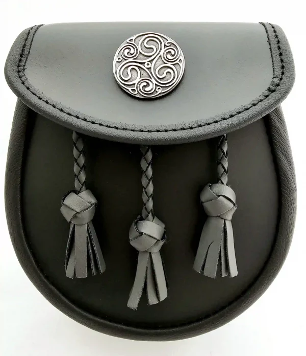 Black Leather Day Sporran with Celtic Swirl Emblem